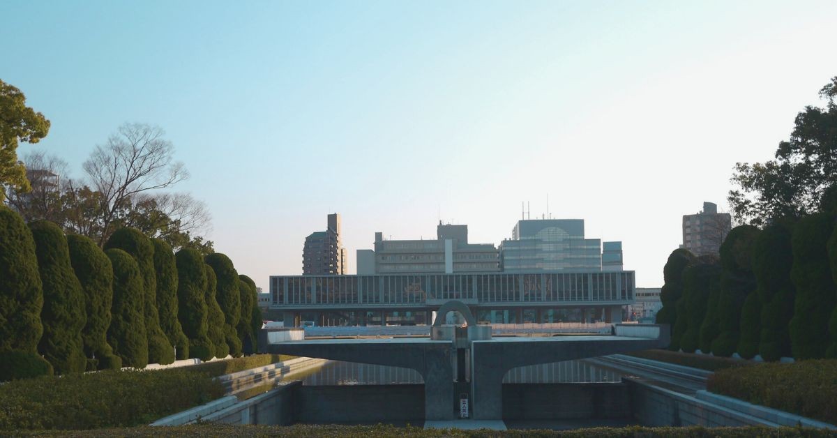 為什麼帶小孩去廣島？──「戰爭與和平」的矛盾與解決